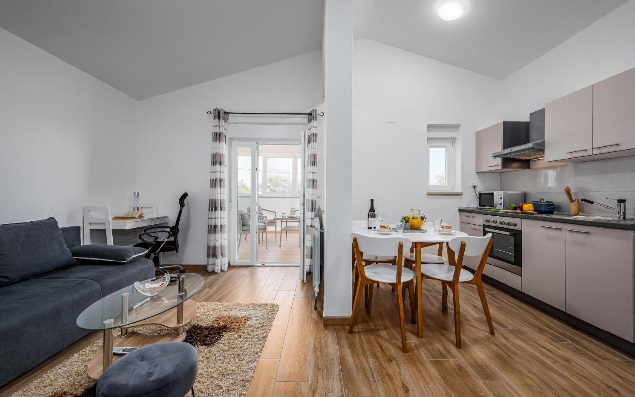 Apartments Nelle Пула Экстерьер фото